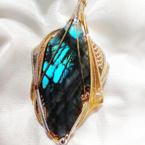 Protector - Labradorite Amulet