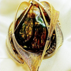 Lions Mane - Amber Amulet